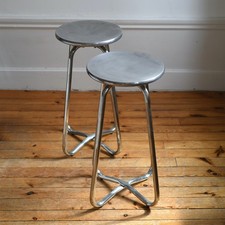 Tabourets Habitat brut