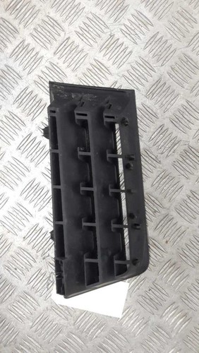 Grille calandre droite - calandre,