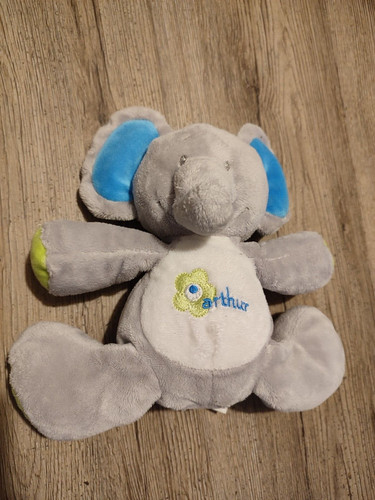 Arthur lola doudou - arthur,