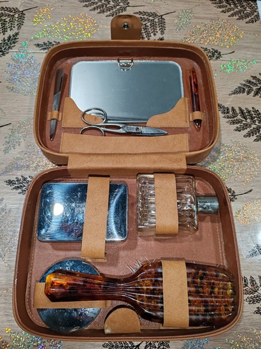 Ancienne trousse toilette - ancienne,