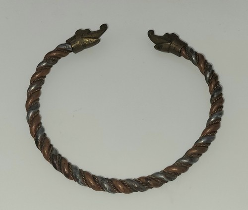 Ancien bracelet jonc torsadé - jonc,