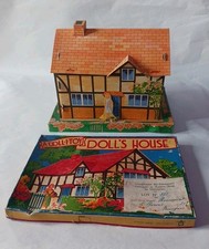 Maison De Poupée En Carton