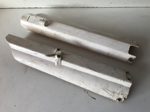 Une paire cache fourche - une,