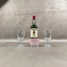 Lot de 2 verres à Irish