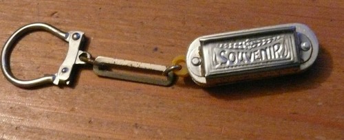 Porte clés harmonica - porte,