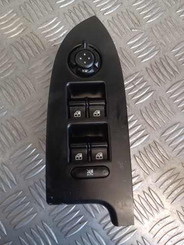 Commande bouton lève vitre