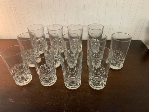 Verres orangeade moulé - à,