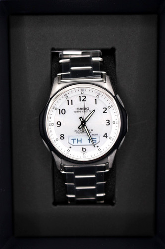 Montre numérique analogique