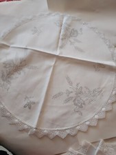 Napperon A Broder Creation Margot Fleurs Des Champs