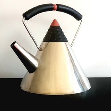 BOUILLOIRE EN METAL DESIGN POST MODERNISTE MEMPHIS mari ponti sottsass thun