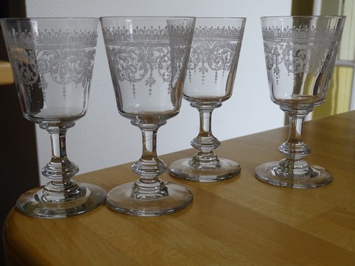Anciens verres aperitif - a,
