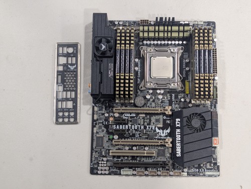 Asus sabertooth x79 - asus,