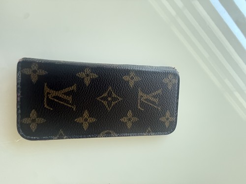 Louis vuitton iphone folio - louis, 7/8