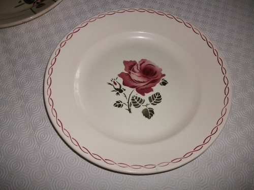Ancien grand plat rond - ,