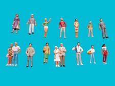 LOT  16  FIGURINES  ECHELLE 1/43  +-4 CM POUR DIORAMA DECORS  NEUF**********