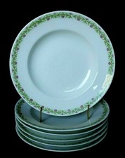 6 assiettes creuses anciennes en porcelaine décor barbeaux