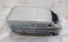 Pochette en forme de camping-car Capcom Store Devil May Cry