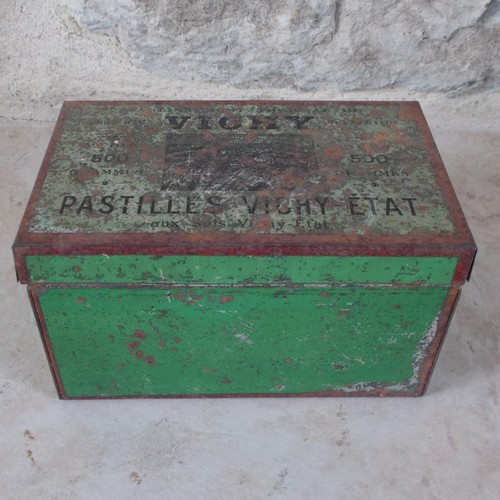 Ancienne boite métal