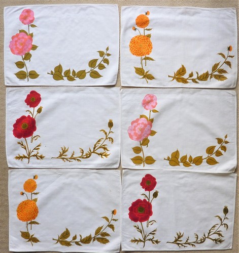 Lot napperons rétros - 6,