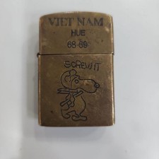 Briquet rare Snoopy guerre du