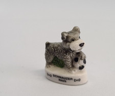 (E7) Feve animaux atlas