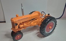 SPECCAST 1/16 RARE!! TRACTEUR MINNEAPOLIS MOLINE ROUES AV ETROITES BON ETAT gé