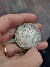 Louis XIV Écu aux trois couronnes 1710 X Amiens.Belle patine.