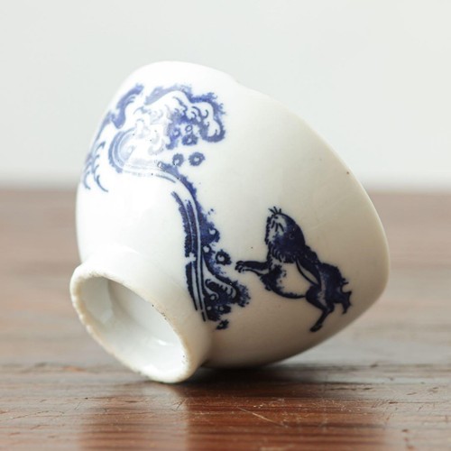 Ancienne tasse saké - ancienne,