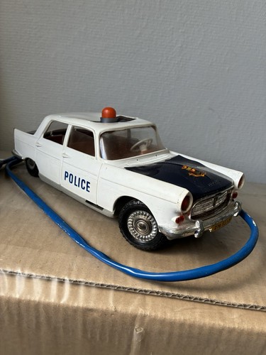 France jouets peugeot 404 - jouets,