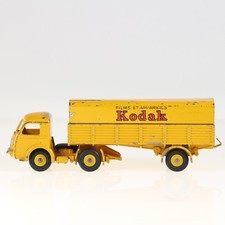 Dinky Toys 32AJ Panhard