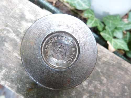 Rare matrice bouton - rare,