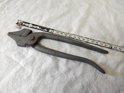 Ancienne pince tendre de - pince,