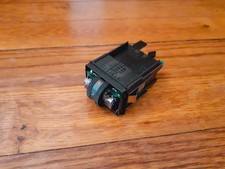 Interrupteur siège chauffant AUDI A6 4B5 / C5 OEM 4B0 963 563 C  4B0963563