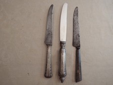 Lot de 3 Couteaux de Table Anciens