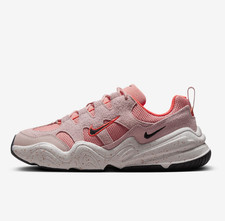 DR9761-202 Nike Tech Hera rose