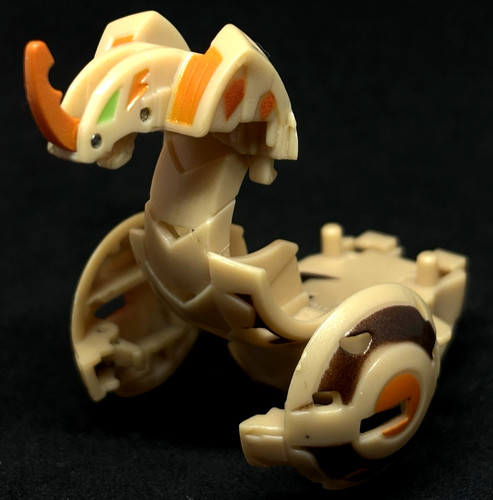 Bakugan fangoid subterra - fangoid,