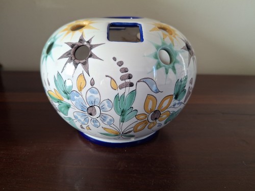 Vase pique fleurs faience de - /pique-fleurs,