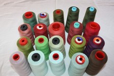 Lot N°3 de 20 bobines cônes de fil de couleur 3500 mètres DMC Amann Coats... 