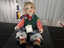 Poupée d'artiste poupée