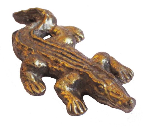 Figurine statuette crocodile