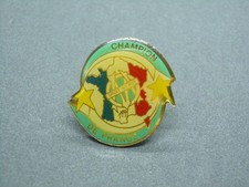 Pin's Epoxy OM CHAMPION DE
