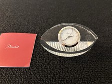 Pendulette ovale en cristal de