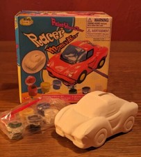 Tirelire enfant figurine voiture en céramique a peindre a partir de 5 ans