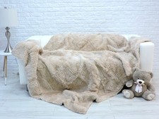 Peau de Mouton Véritable Jeté Lit ; Beige Clair Grand Peluche Fur