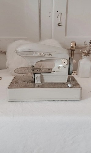 Ancienne machine coudre - ancienne, a