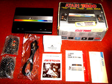CONSOLE Atari 7800 NEUVE en BOITE USEE câbles scellés sealed  film sur logo