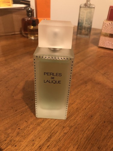 Flacon parfum femme - flacon, perle
