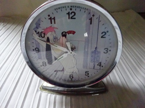 Ancien réveil métal droopy - ancien,