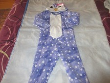 combinaison pyjama à capuche fourrure pailletée à tete de pingouin 4 ans