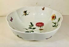 Ceralene. Raynaud. Limoges. Joli saladier en porcelaine à décor fleurs insectes